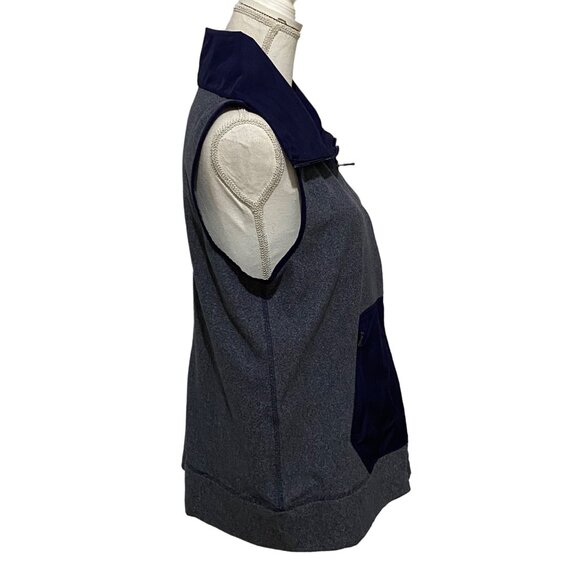 Under Armour Womens Cold Gear Vest L Blue Preppy Full Front Zip Outdoors Fall - Picture 4 of 6